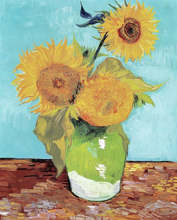 Environmentalists throw tomato soup at Van Gogh’s Sunflowers in protest